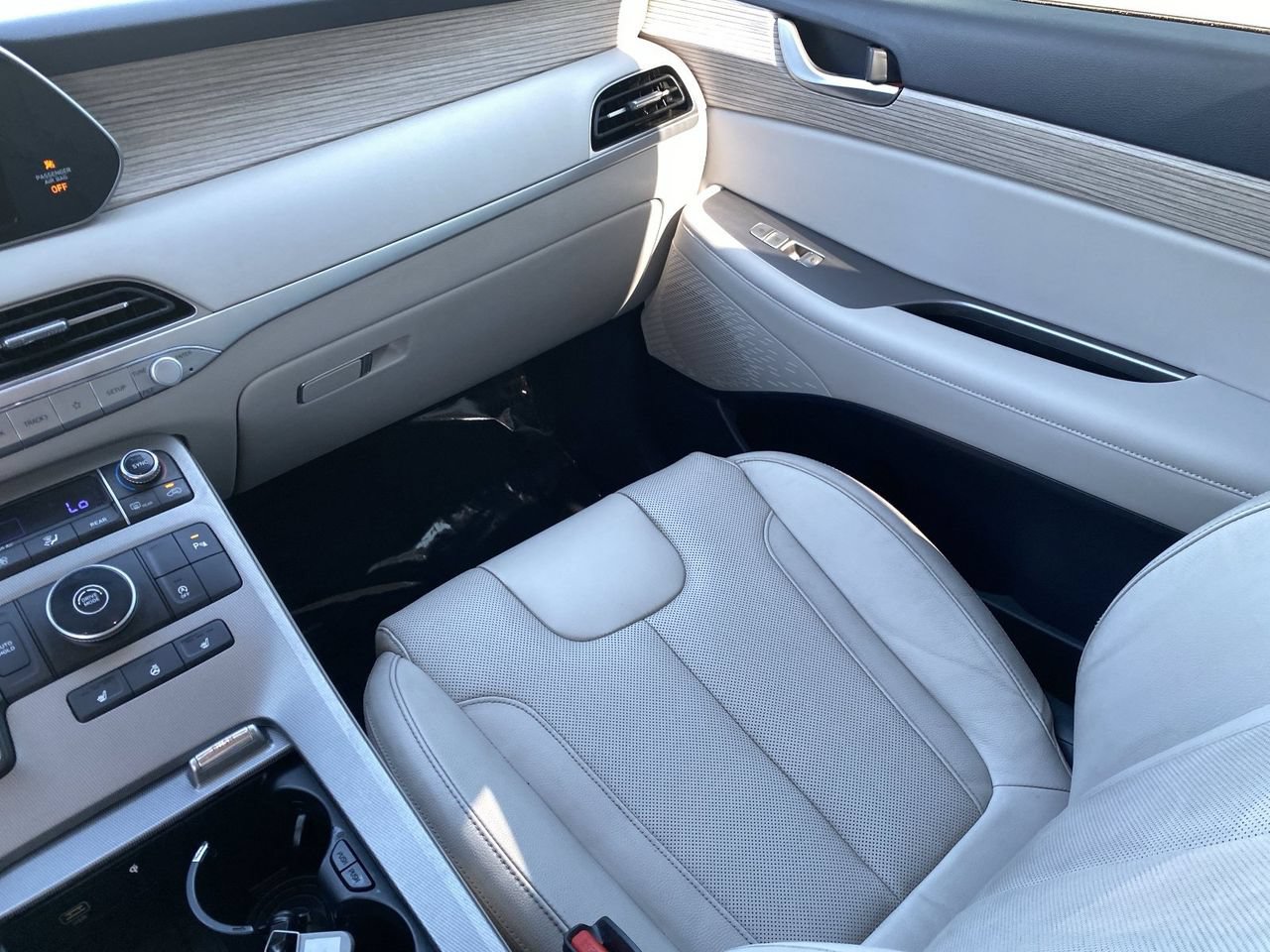 Used 2022 Hyundai Palisade SEL w/ 8P Bench Seat Package FWD image 18