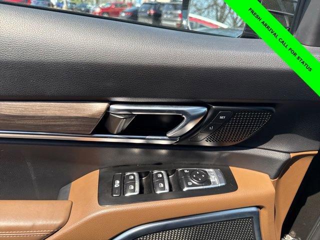 Used 2020 Kia Telluride SX w/ SX Prestige Package image 19