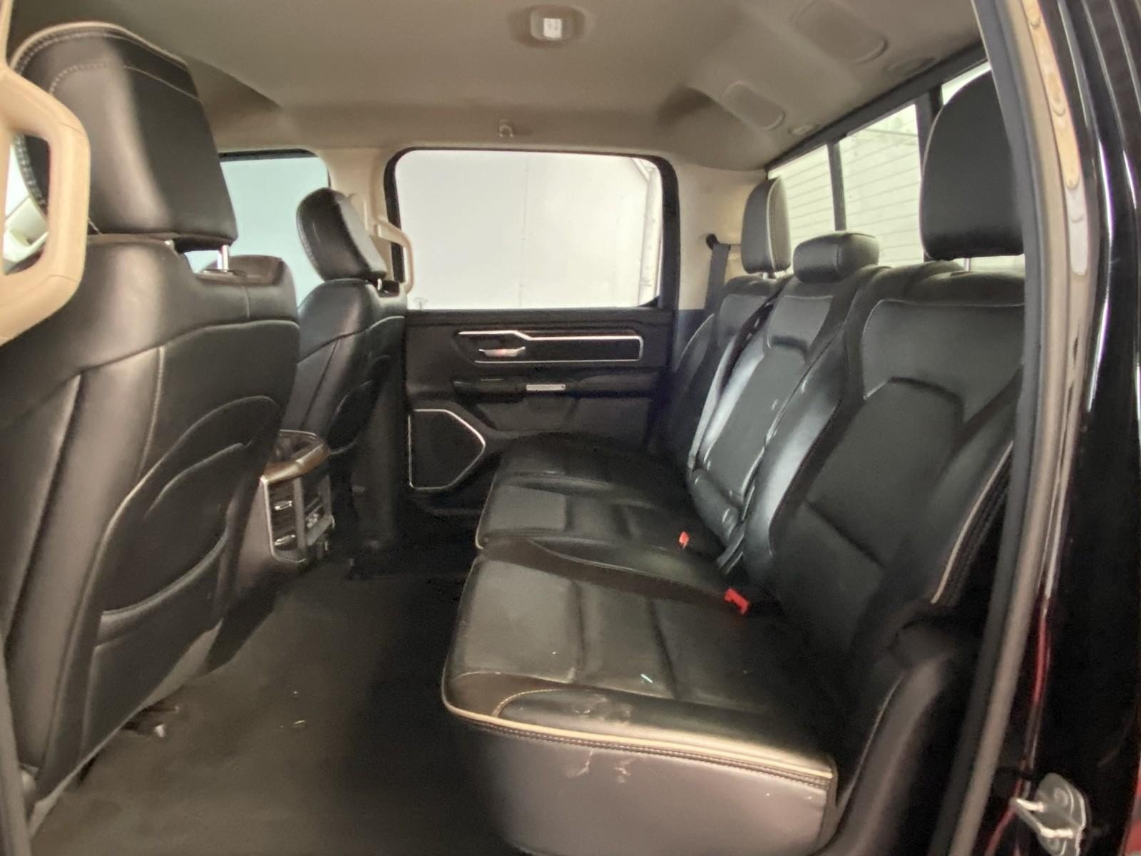 Used 2021 RAM 1500 Laramie AWD/4WD image 12