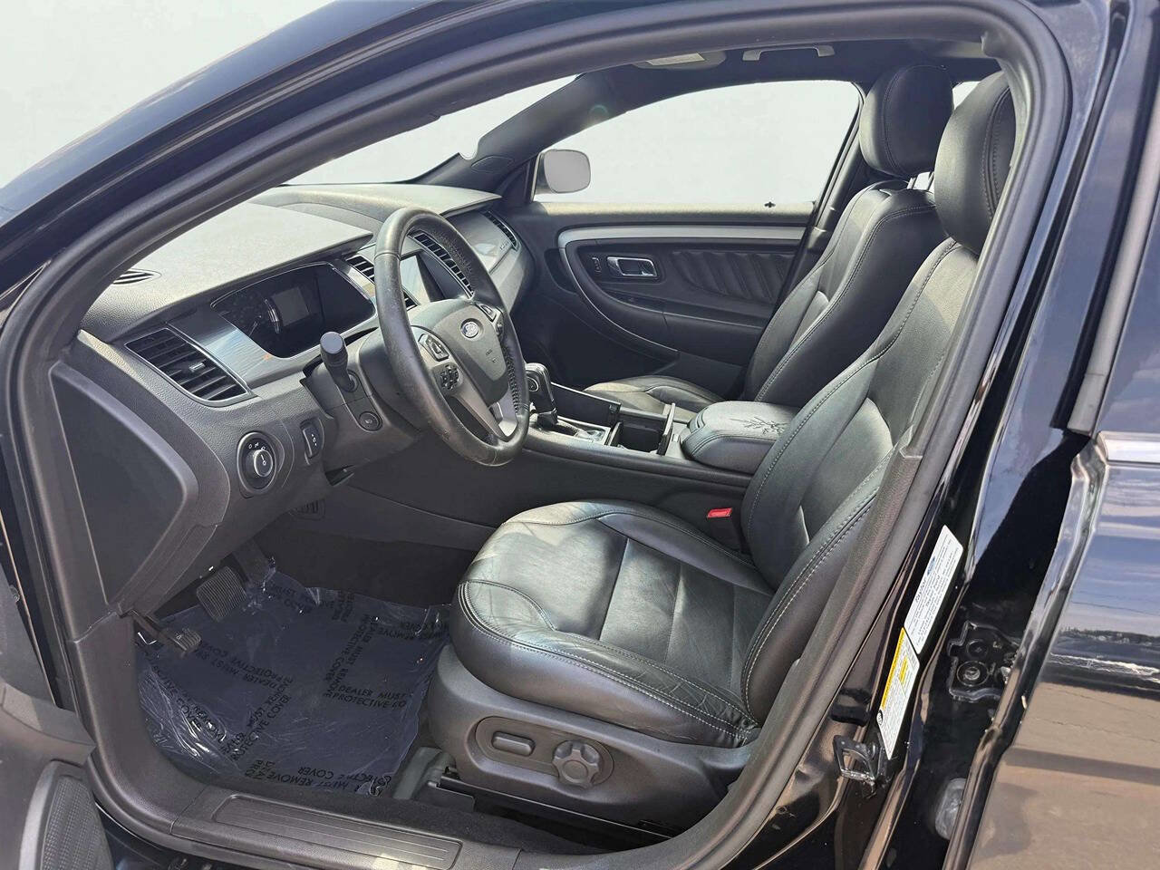 Used 2017 Ford Taurus SEL w/ Equipment Group 201A image 11
