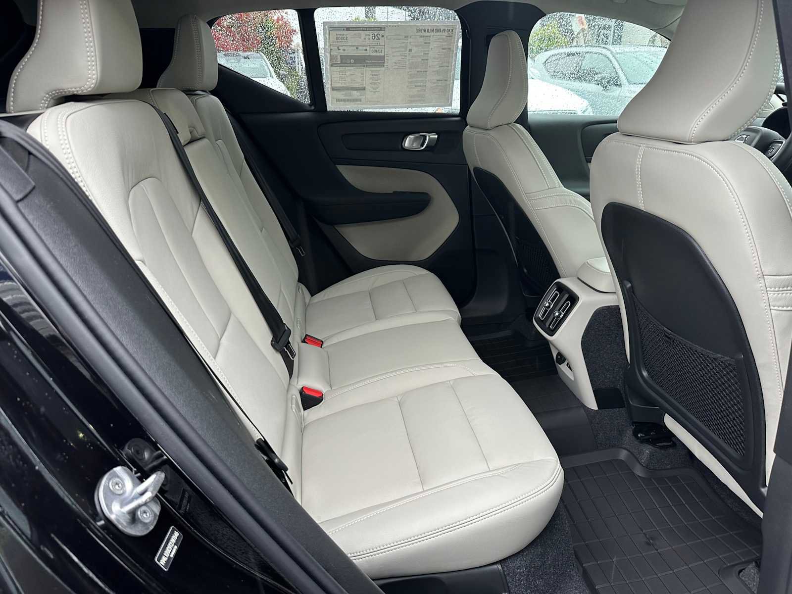 New 2026 Volvo XC40 B5 Plus w/ Climate Package image 20