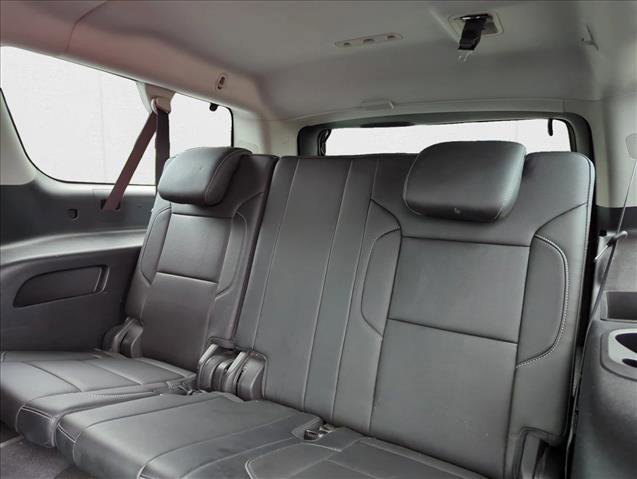 Used 2019 Chevrolet Suburban Premier image 20