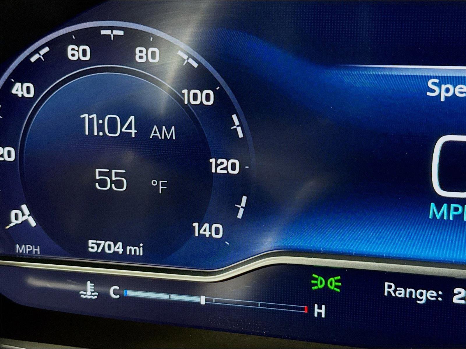 Used 2022 Chevrolet Tahoe High Country image 2