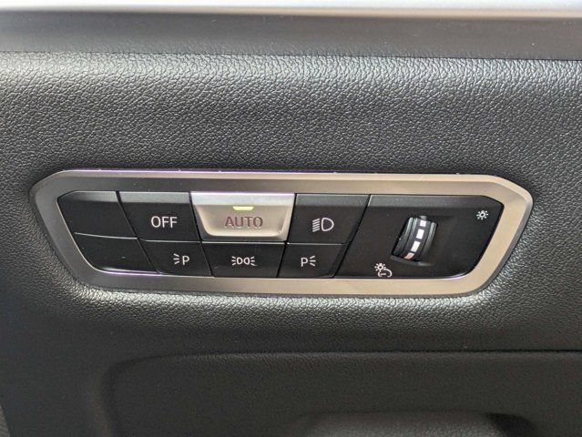 Used 2023 BMW X7 xDrive40i w/ Executive Package AWD/4WD image 26