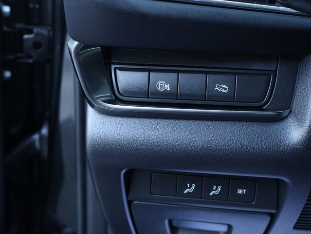 Used 2025 MAZDA CX-30 AWD 2.5 S w/ Preferred Package image 40