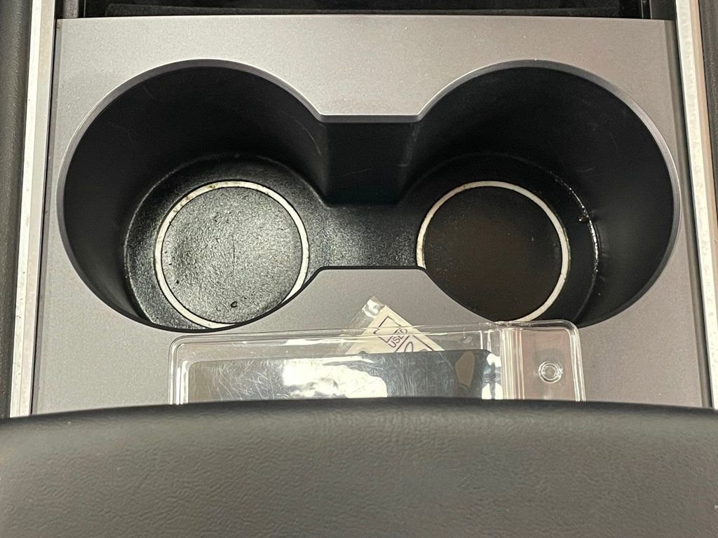 Used 2022 Tesla Model Y Long Range image 41