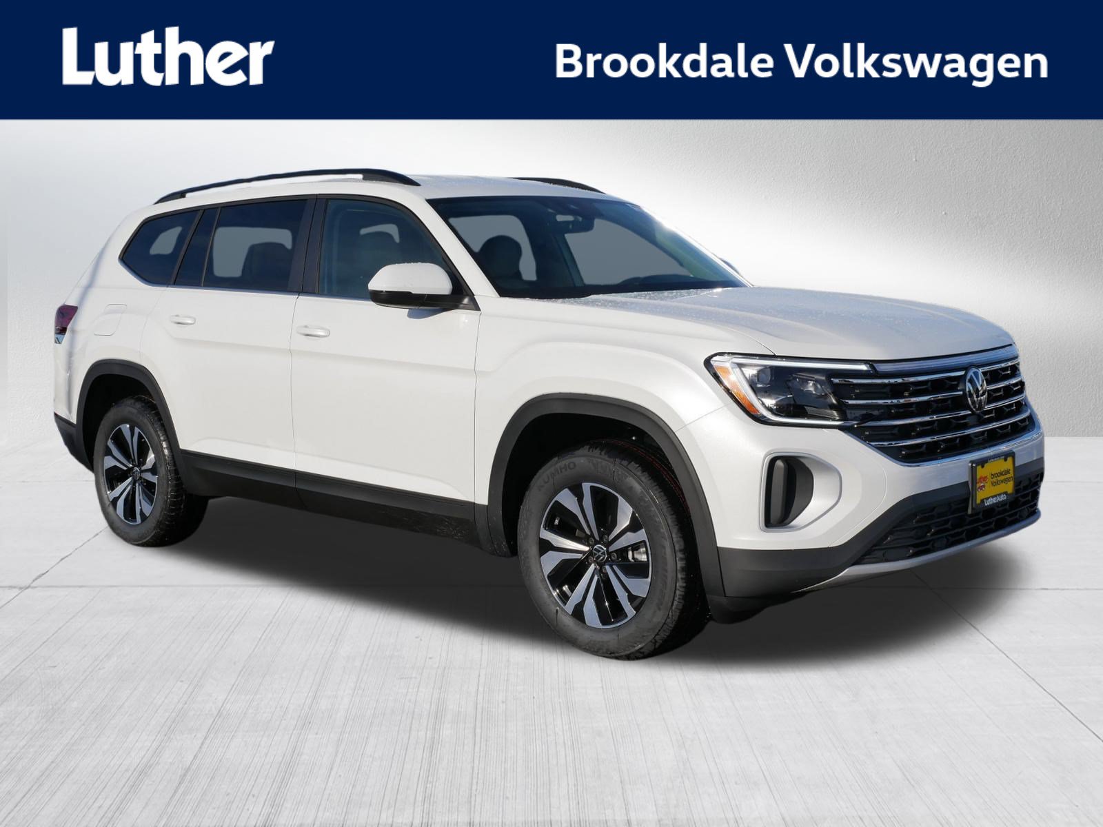 New 2026 Volkswagen Atlas SE AWD/4WD image 1