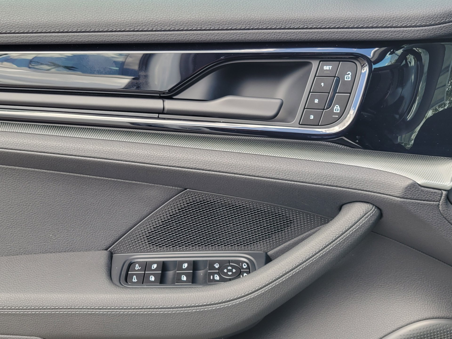 New 2026 Porsche Panamera RWD image 23