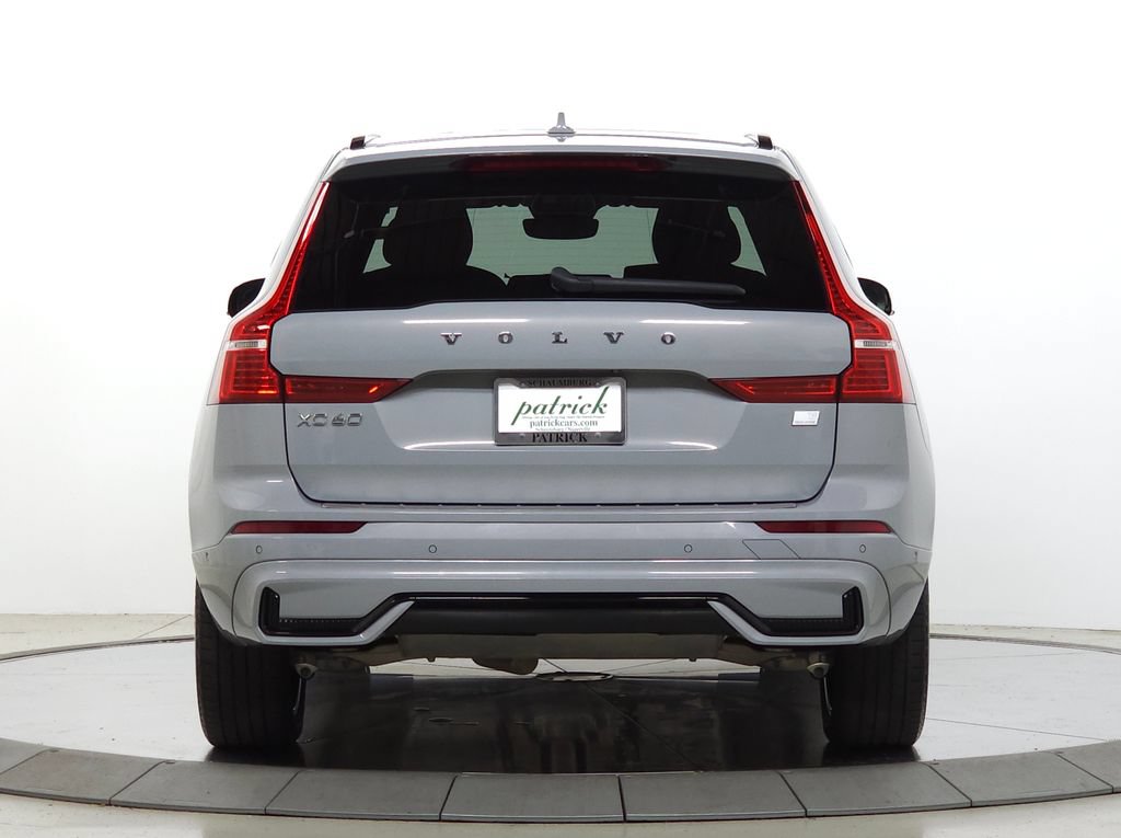 Certified 2024 Volvo XC60 T8 Ultimate w/ Protection Package Premier AWD/4WD image 8