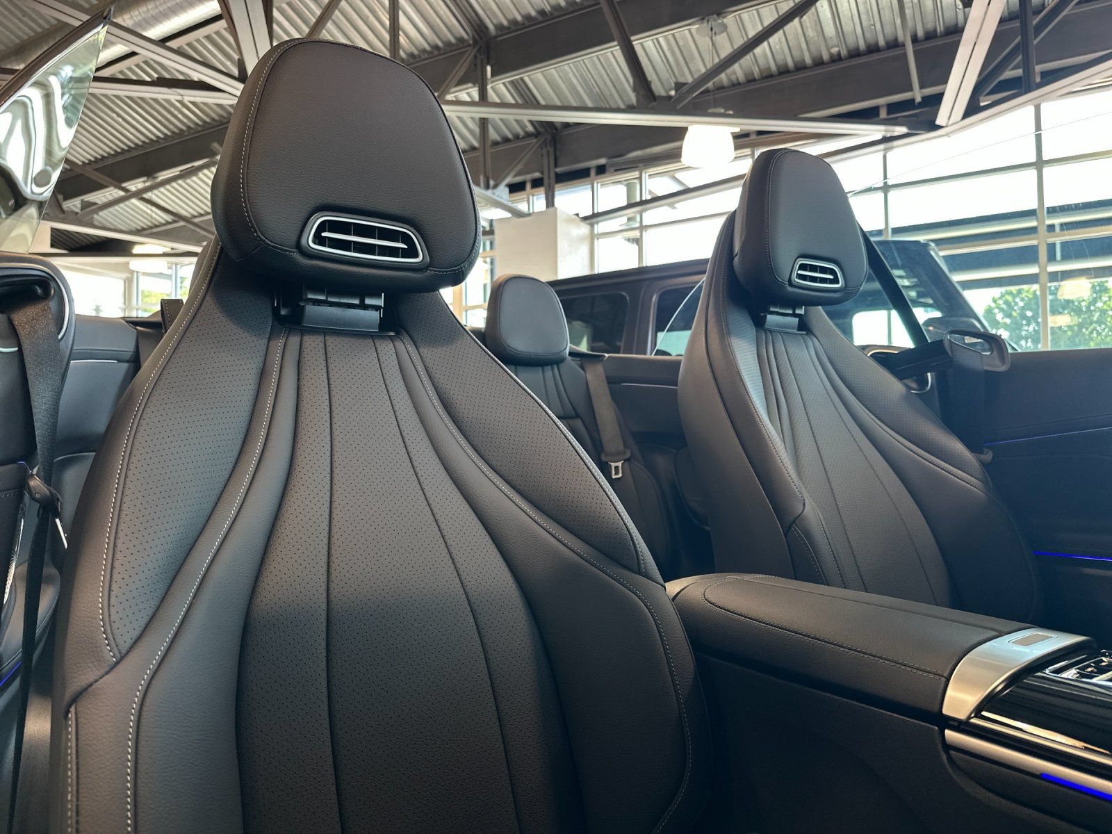 New 2027 Mercedes-Benz CLE 300 4MATIC Cabriolet image 14