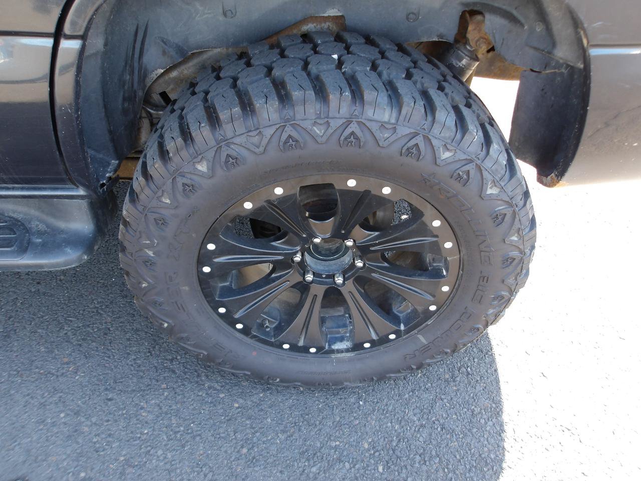 Used 2004 Chevrolet Tahoe LS AWD/4WD image 21
