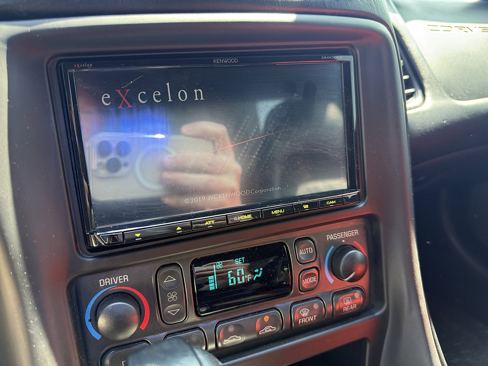 Used 2000 Chevrolet Corvette Coupe w/ Roof Pkg image 13