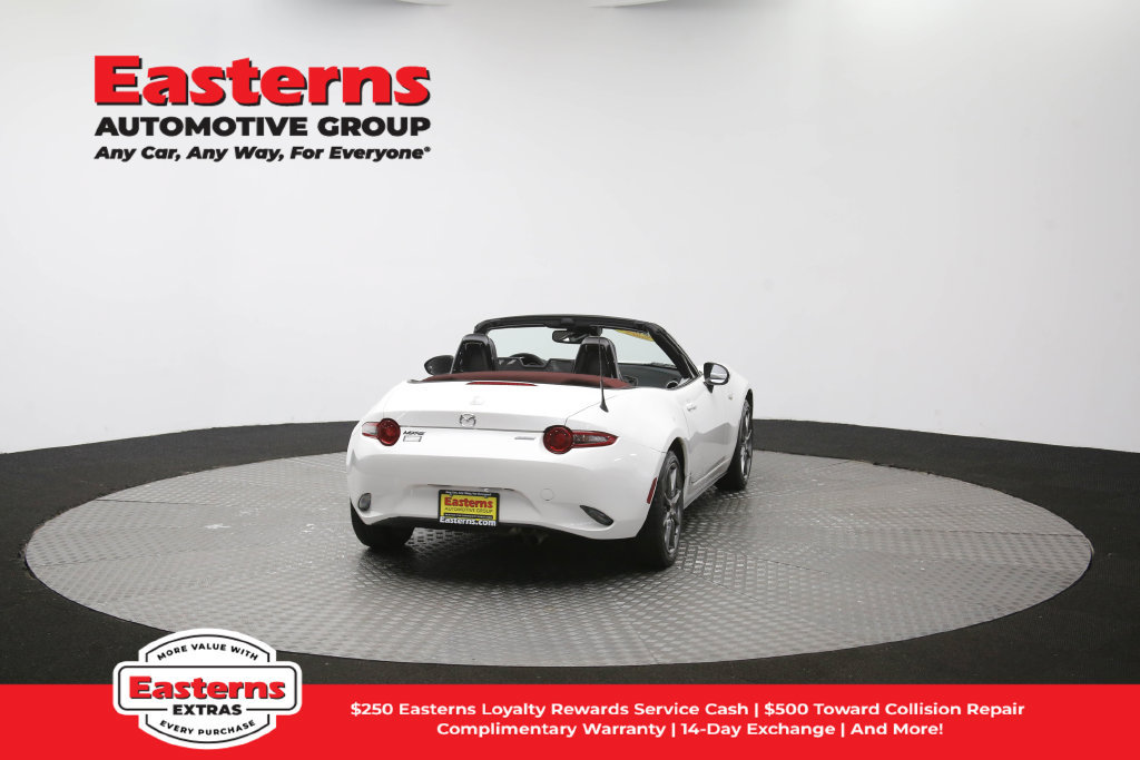 Used 2018 MAZDA MX-5 Miata Grand Touring RWD image 38