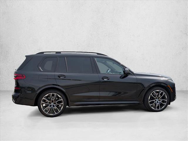 Certified 2023 BMW X7 xDrive40i w/ M Sport Package image 4