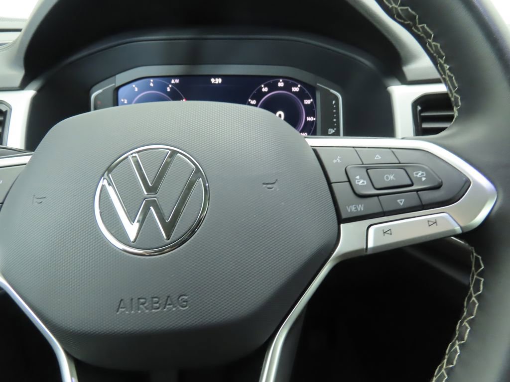 Certified 2023 Volkswagen Atlas SE w/ Panoramic Sunroof Package image 12