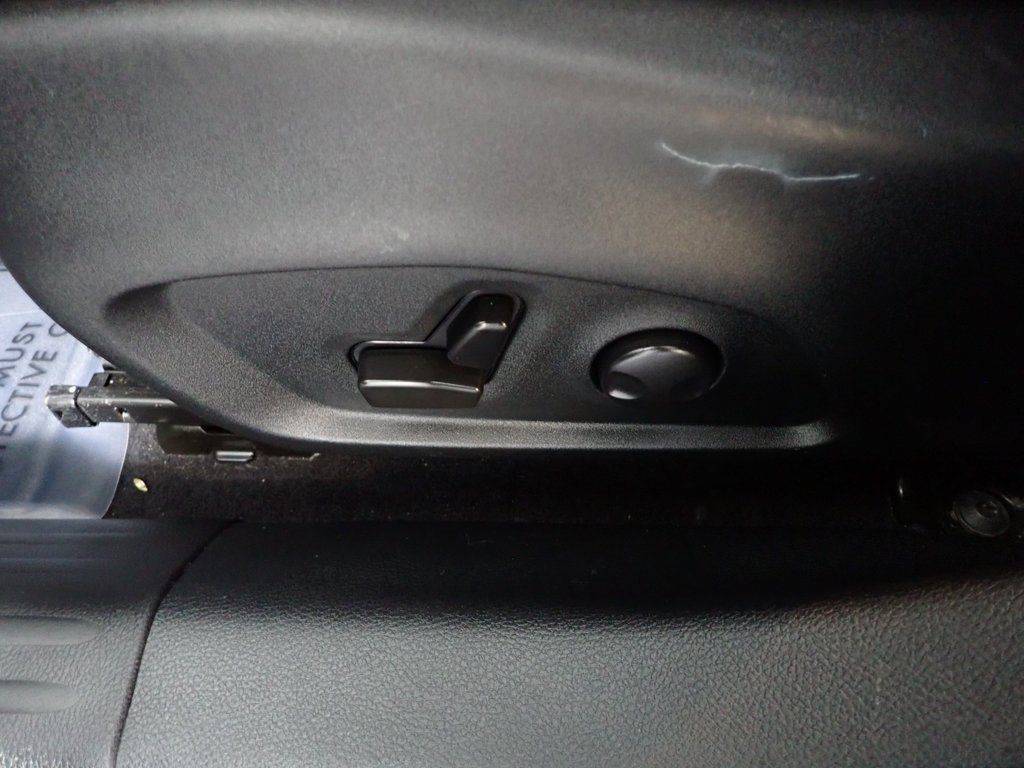 Used 2022 Jeep Compass Limited image 21