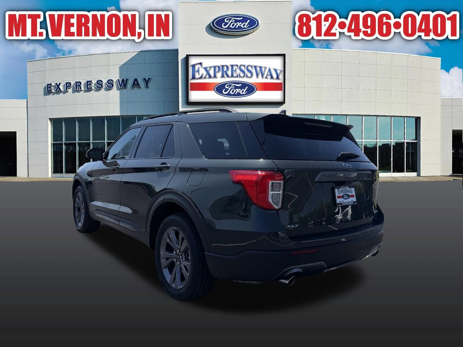 Used 2023 Ford Explorer XLT w/ Equipment Group 202A image 8
