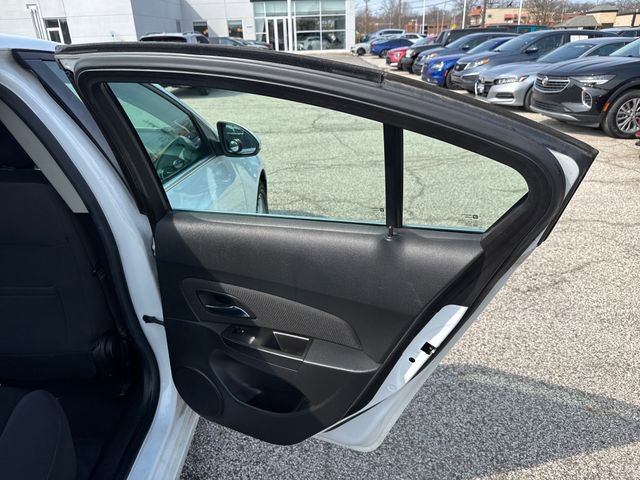 Used 2014 Chevrolet Cruze LT FWD image 13