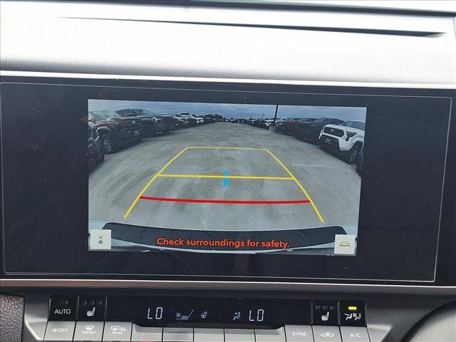 Used 2025 Toyota Camry XSE FWD image 12