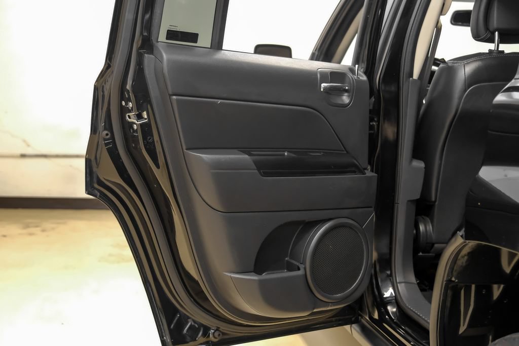 Used 2017 Jeep Patriot Sport w/ Power Value Group FWD image 46