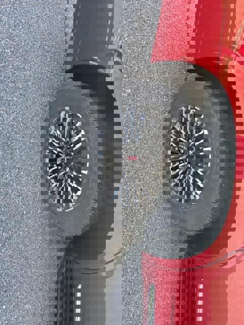 New 2026 GMC Yukon Elevation image 9