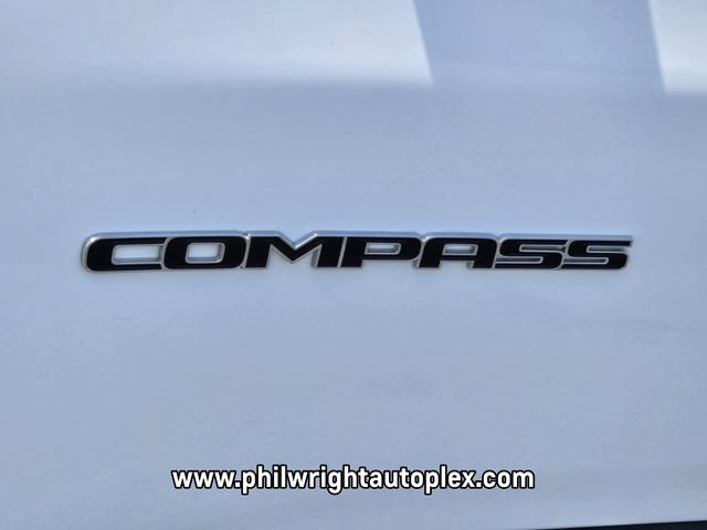 Used 2022 Jeep Compass Limited AWD/4WD image 15
