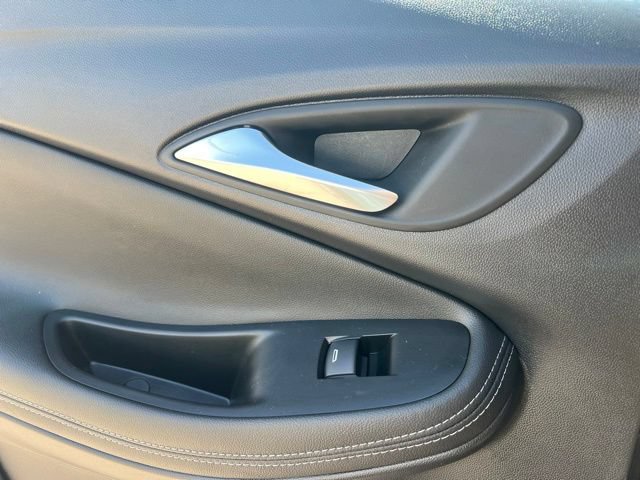 Used 2025 Buick Encore GX Preferred FWD image 28