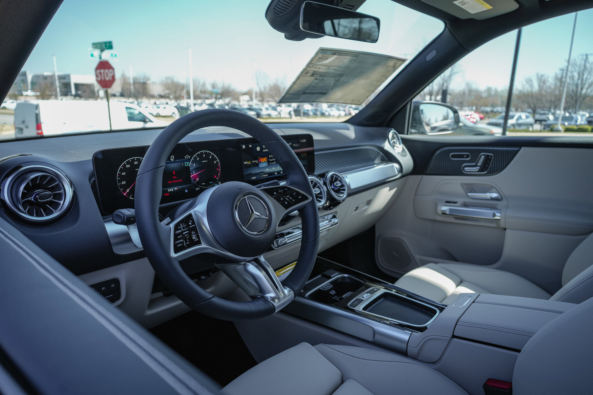 New 2026 Mercedes-Benz GLB 250 4MATIC image 12