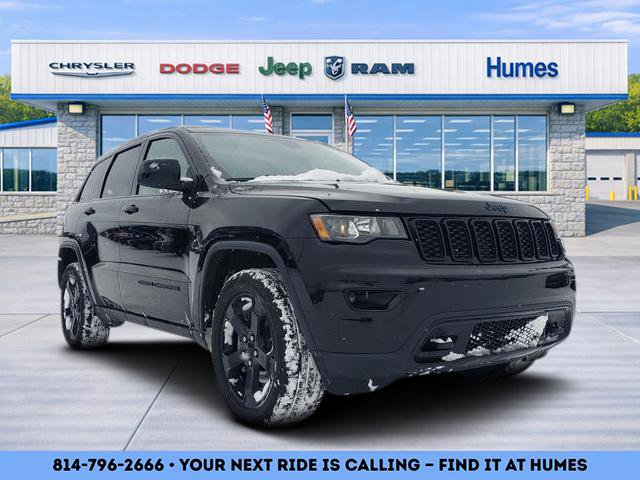 Used 2019 Jeep Grand Cherokee Laredo image 1