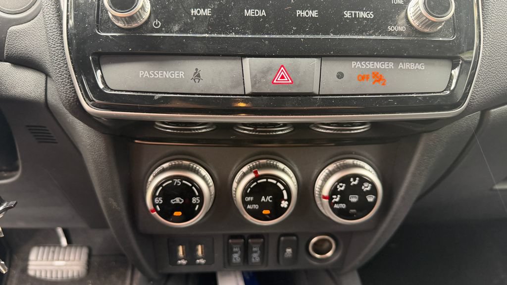 Used 2024 Mitsubishi Outlander Sport LE AWD/4WD image 14