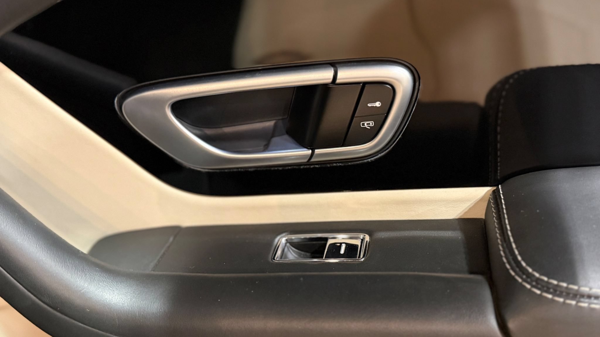 Used 2015 Bentley Continental GT AWD/4WD image 95