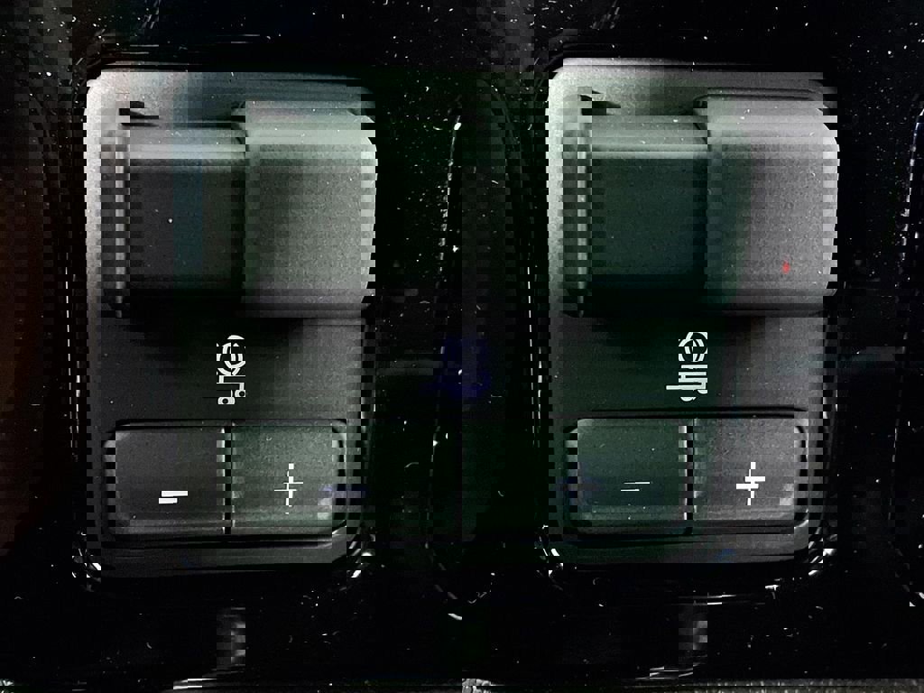 New 2026 GMC Sierra 1500 SLT image 63