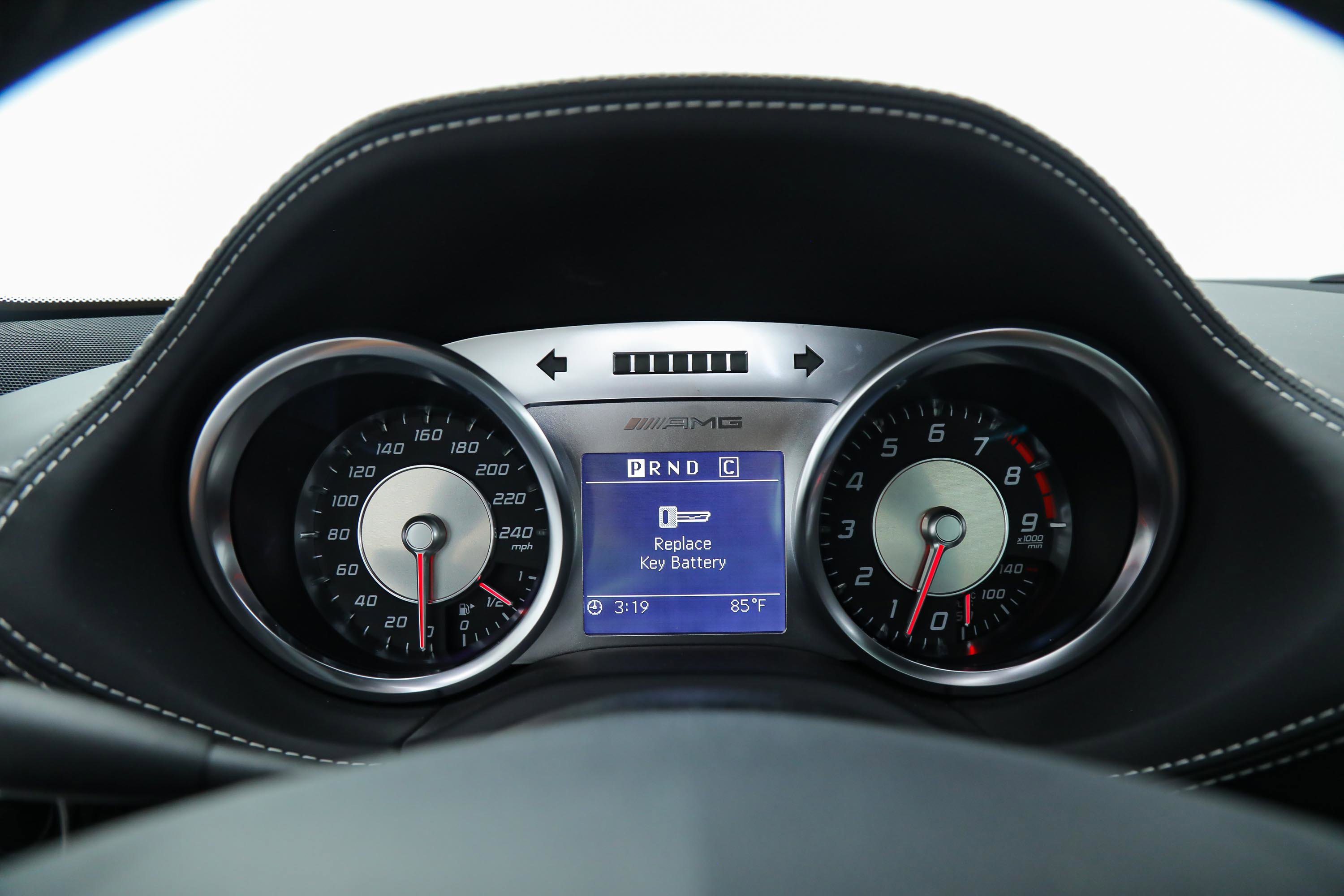 Used 2015 Mercedes-Benz SLS AMG GT Final Edition image 39