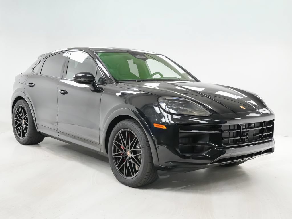 New 2026 Porsche Cayenne GTS AWD/4WD image 8