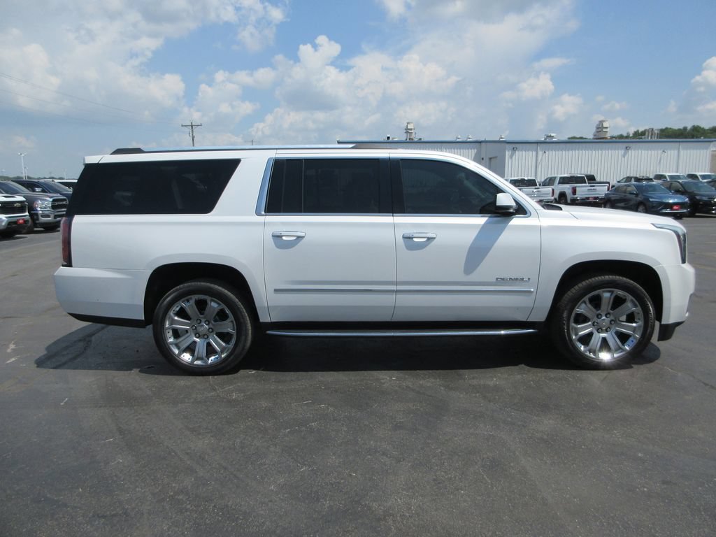 Certified 2019 GMC Yukon XL Denali w/ Open Road Package AWD/4WD image 5