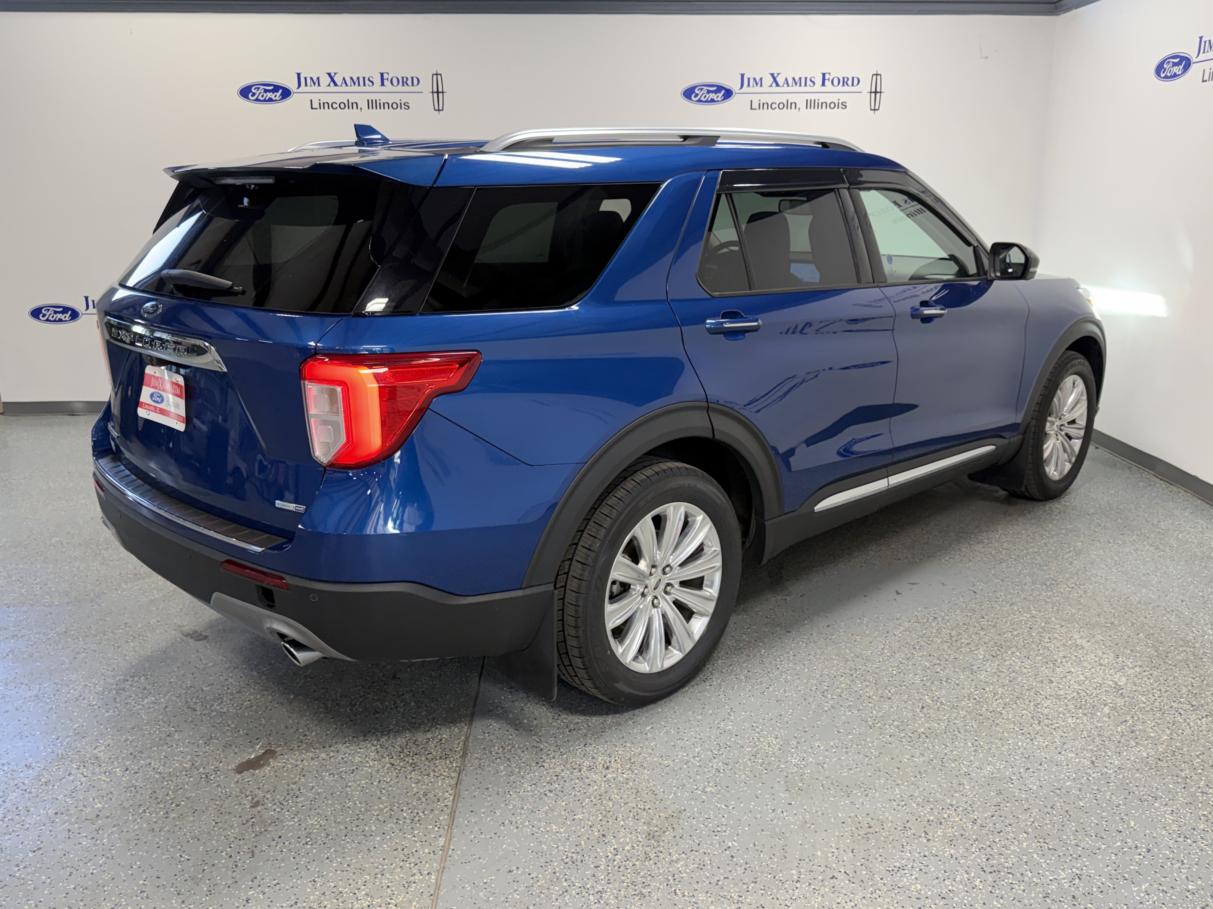Used 2020 Ford Explorer Limited AWD/4WD image 35