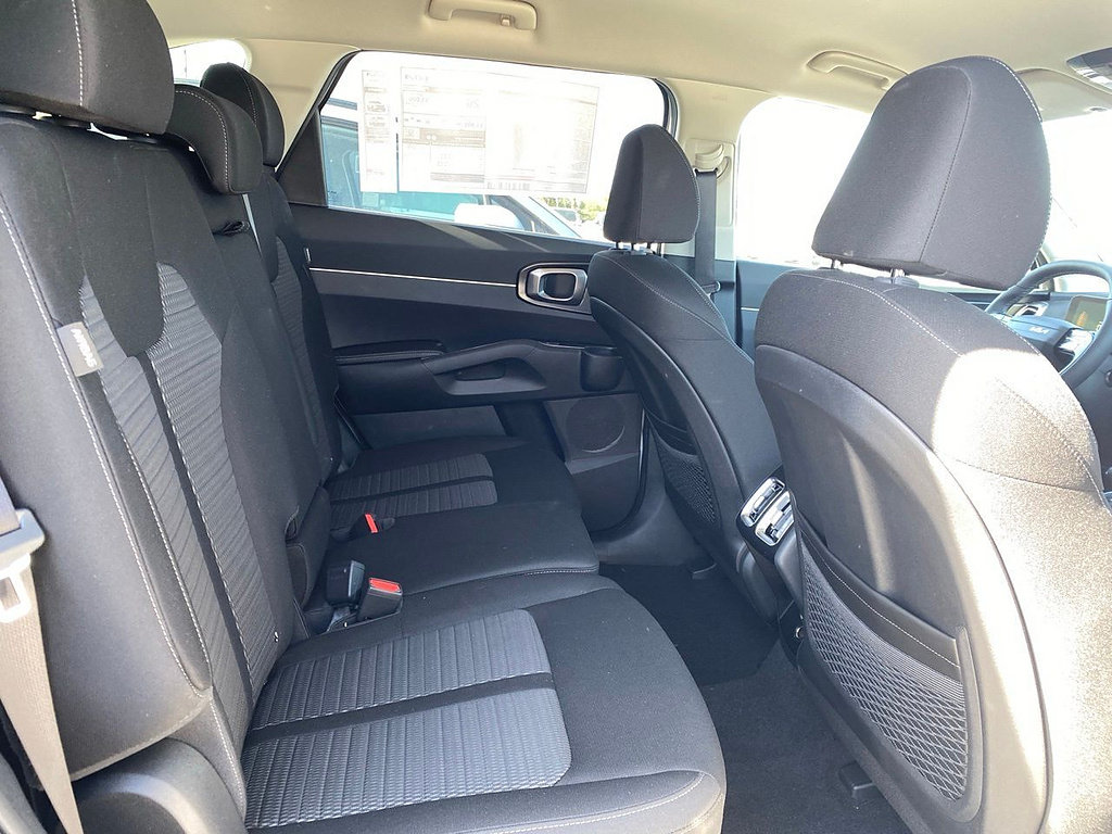 New 2026 Kia Sorento LX FWD image 23