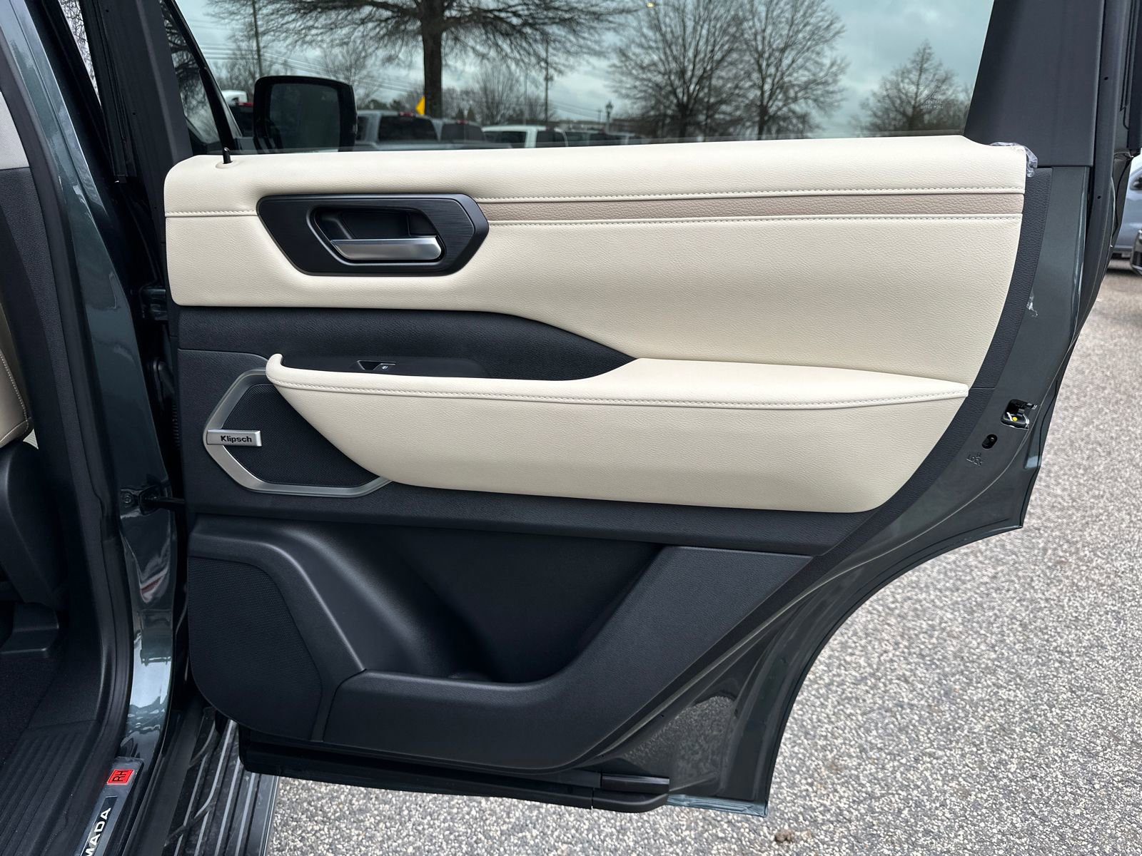 New 2026 Nissan Armada Platinum Reserve image 17