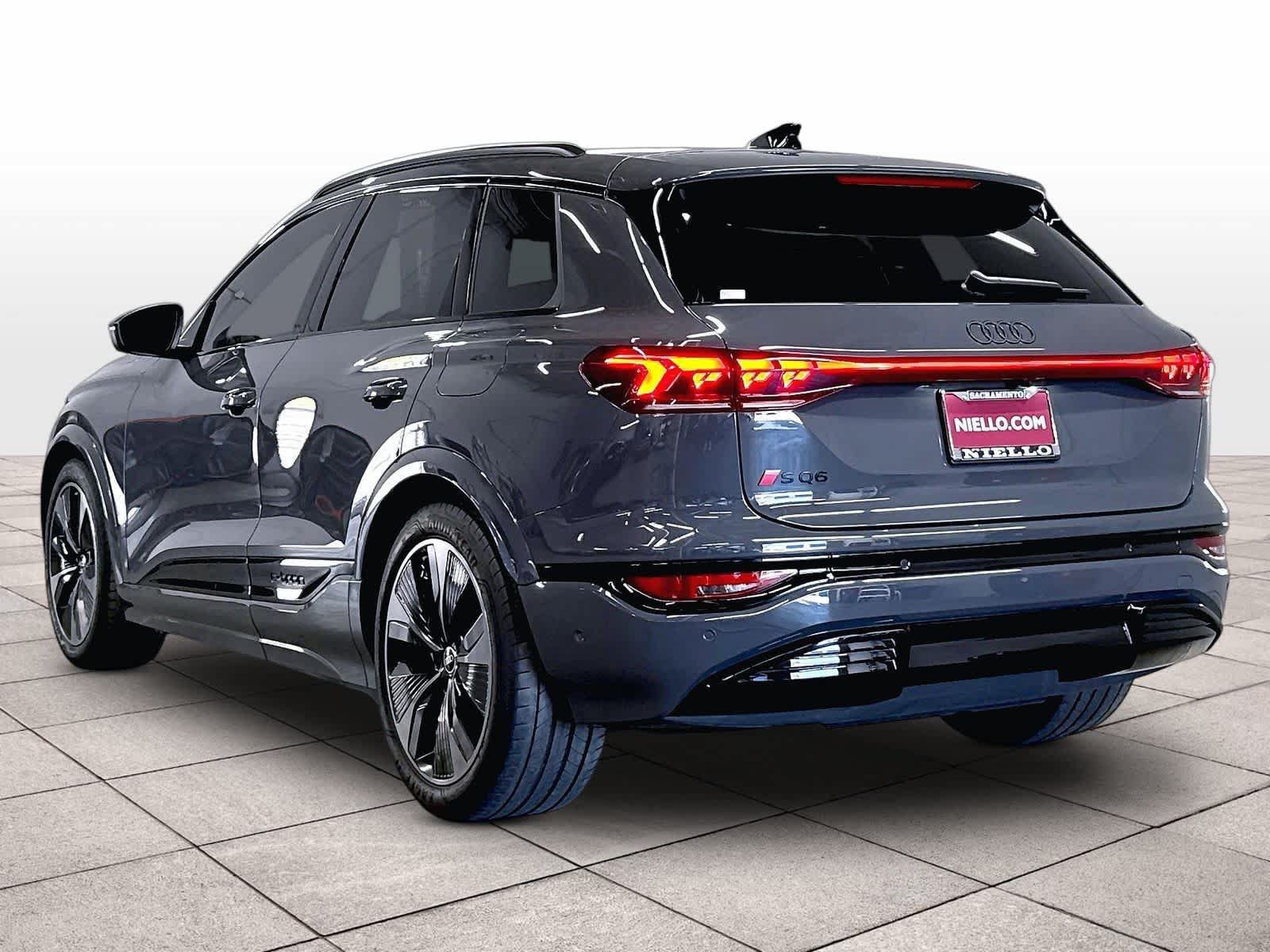 Certified 2025 Audi SQ6 e-tron Prestige w/ Black Edition One AWD/4WD image 14