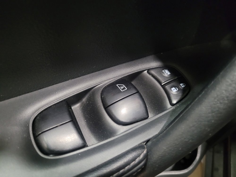 Used 2017 Nissan Rogue SL w/ SL Premium Package FWD image 27