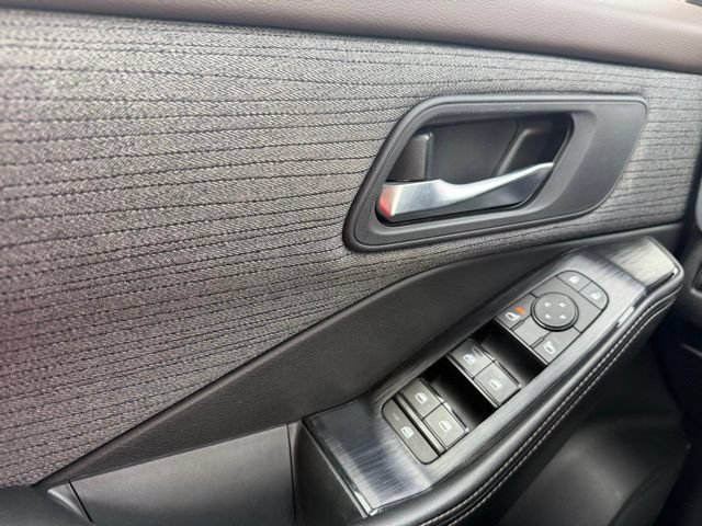 Certified 2022 Nissan Rogue SV FWD image 27