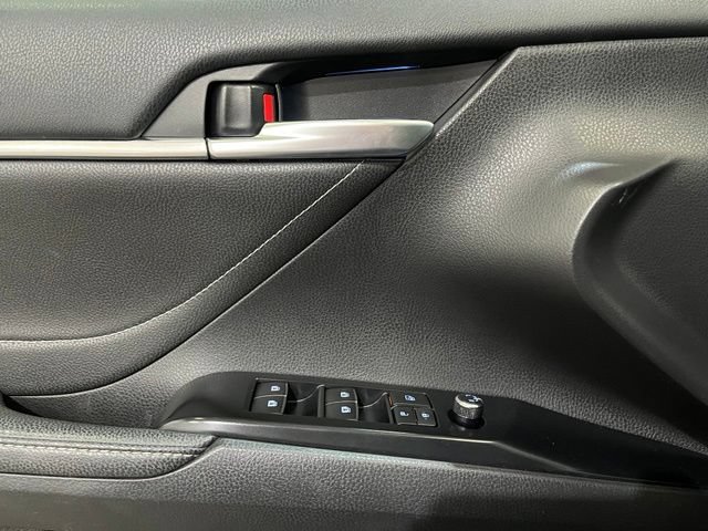 Certified 2018 Toyota Camry XSE FWD image 12
