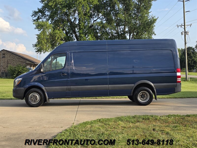 Used 2017 Mercedes-Benz Sprinter 3500 image 2
