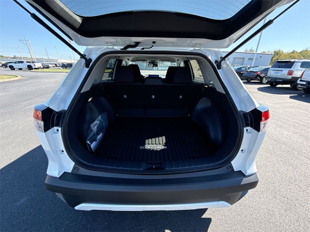 New 2026 Toyota Corolla Cross LE image 29