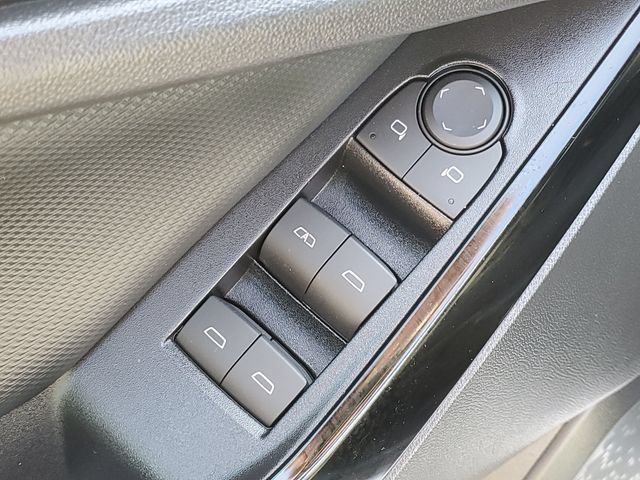 Certified 2025 Chevrolet Equinox LT w/ Safety and Technology Package FWD image 22