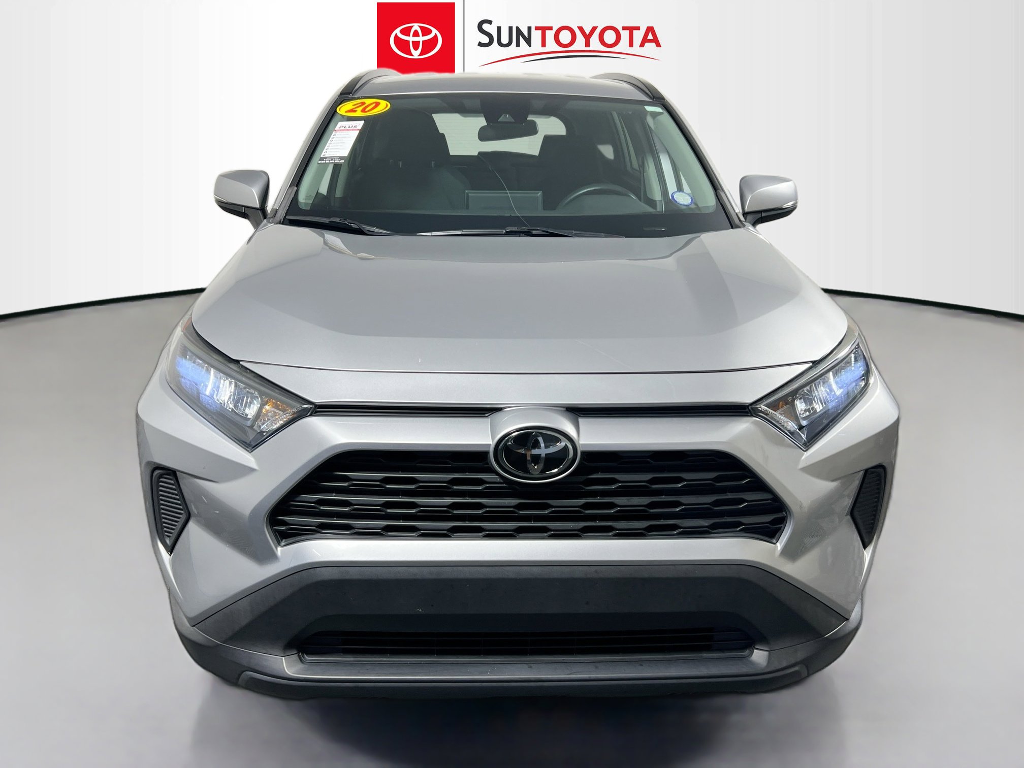 Used 2020 Toyota RAV4 LE image 10