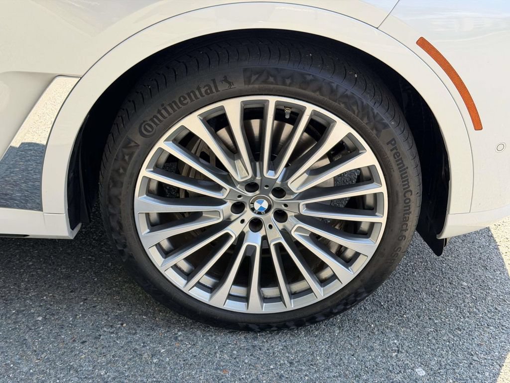 Used 2023 BMW X7 xDrive40i w/ Executive Package AWD/4WD image 7