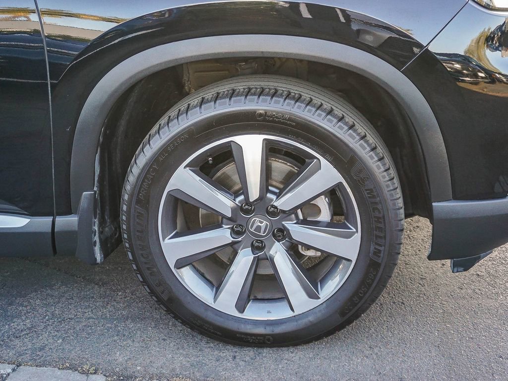 Used 2023 Honda Pilot Touring image 10