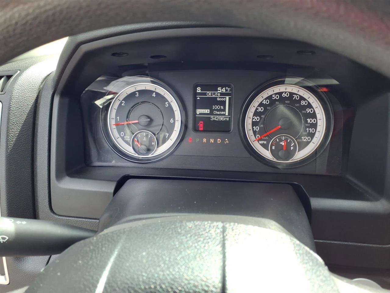 Used 2022 RAM 1500 Classic SLT w/ Protection Group AWD/4WD image 9
