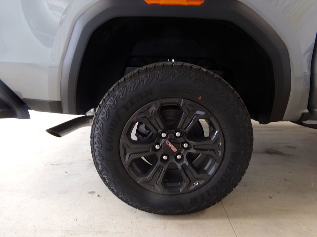 New 2025 GMC Canyon Elevation w/ Convenience Package image 33
